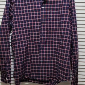 Banana Republic Men's Navy and Pink Checkered Shirt